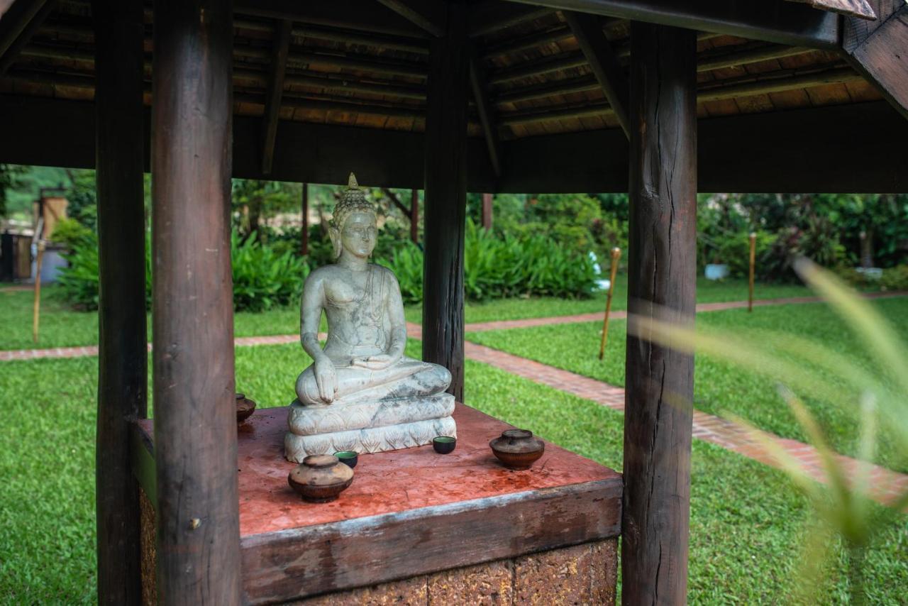 Muang La Lodge Buitenkant foto