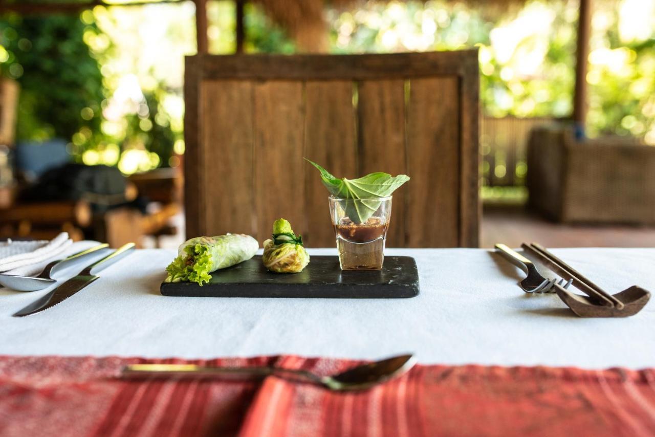 Muang La Lodge Buitenkant foto